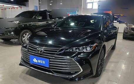 Toyota Avalon, 2022 год, 2 880 000 рублей, 2 фотография