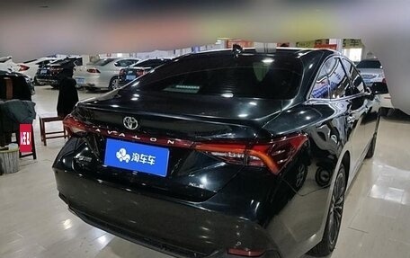 Toyota Avalon, 2022 год, 2 880 000 рублей, 3 фотография