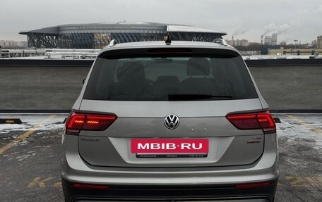 Volkswagen Tiguan II, 2017 год, 2 395 000 рублей, 7 фотография