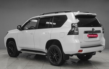 Toyota Land Cruiser Prado 150 рестайлинг 2, 2021 год, 7 599 000 рублей, 2 фотография