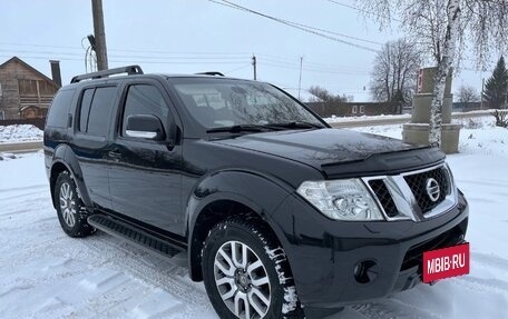 Nissan Pathfinder, 2010 год, 2 200 000 рублей, 2 фотография