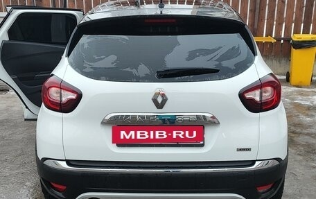 Renault Kaptur I рестайлинг, 2018 год, 1 800 000 рублей, 2 фотография