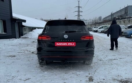 Volkswagen Touareg III, 2018 год, 4 590 000 рублей, 3 фотография