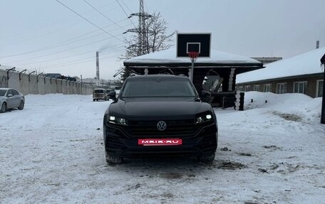 Volkswagen Touareg III, 2018 год, 4 590 000 рублей, 7 фотография