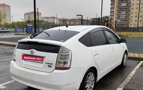 Toyota Prius, 2008 год, 700 000 рублей, 3 фотография