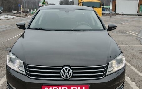 Volkswagen Passat B7, 2012 год, 1 280 000 рублей, 2 фотография