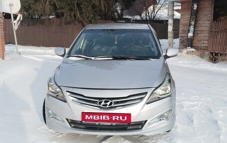 Hyundai Solaris II рестайлинг, 2015 год, 715 000 рублей, 6 фотография