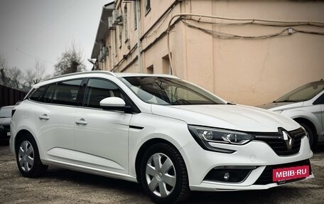 Renault Megane IV, 2019 год, 1 690 000 рублей, 6 фотография