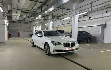 BMW 7 серия, 2014 год, 1 650 000 рублей, 3 фотография