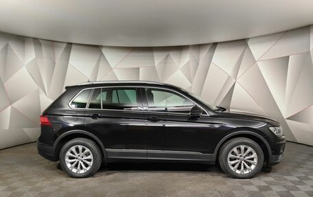 Volkswagen Tiguan II, 2017 год, 2 275 000 рублей, 6 фотография