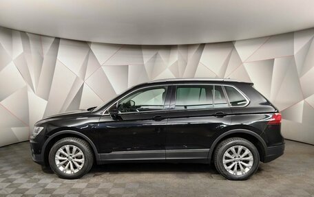 Volkswagen Tiguan II, 2017 год, 2 275 000 рублей, 5 фотография