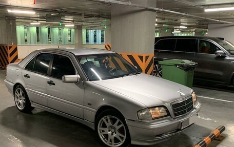 Mercedes-Benz C-Класс, 1998 год, 490 000 рублей, 3 фотография