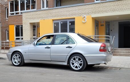 Mercedes-Benz C-Класс, 1998 год, 490 000 рублей, 2 фотография