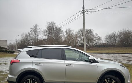 Toyota RAV4, 2019 год, 2 380 000 рублей, 6 фотография