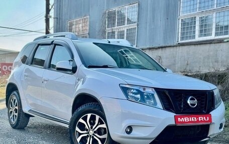 Nissan Terrano III, 2015 год, 1 180 000 рублей, 3 фотография