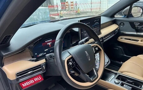 Lincoln Corsair I, 2021 год, 3 250 000 рублей, 13 фотография
