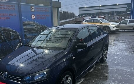 Volkswagen Polo VI (EU Market), 2014 год, 680 000 рублей, 2 фотография