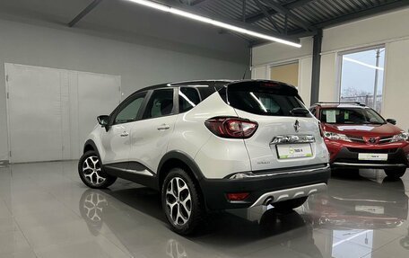 Renault Kaptur I рестайлинг, 2017 год, 1 695 000 рублей, 6 фотография