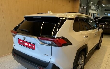 Toyota RAV4, 2022 год, 4 380 000 рублей, 4 фотография