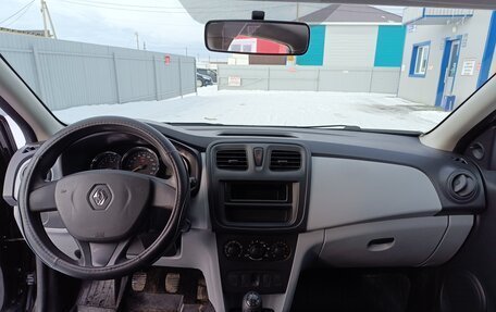 Renault Logan II, 2014 год, 700 000 рублей, 4 фотография