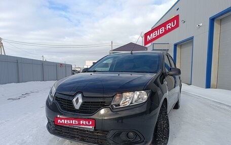 Renault Logan II, 2014 год, 700 000 рублей, 3 фотография