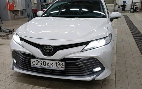 Toyota Camry, 2019 год, 3 550 000 рублей, 1 фотография