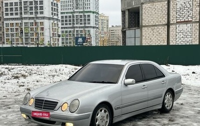 Mercedes-Benz E-Класс, 2000 год, 680 000 рублей, 1 фотография