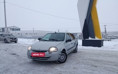 Renault Clio III, 2000 год, 147 000 рублей, 2 фотография