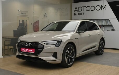 Audi e-tron I, 2021 год, 5 350 000 рублей, 1 фотография