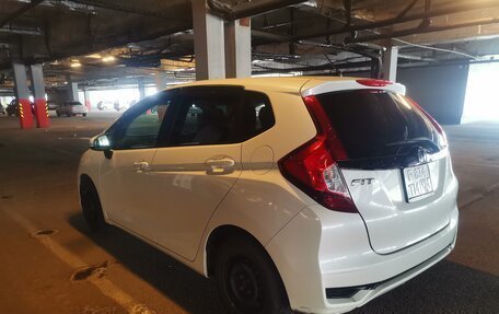 Honda Fit III, 2017 год, 1 380 000 рублей, 6 фотография