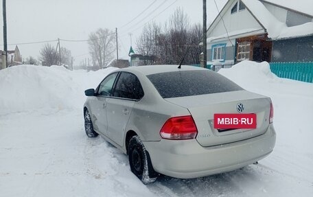 Volkswagen Polo VI (EU Market), 2011 год, 650 000 рублей, 3 фотография