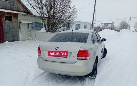 Volkswagen Polo VI (EU Market), 2011 год, 650 000 рублей, 2 фотография