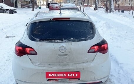 Opel Astra J, 2013 год, 850 000 рублей, 2 фотография