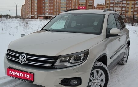 Volkswagen Tiguan I, 2012 год, 1 740 000 рублей, 1 фотография