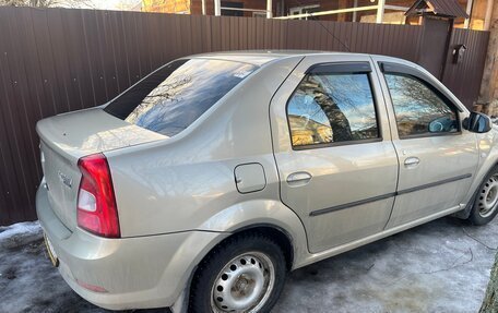 Renault Logan I, 2014 год, 700 000 рублей, 3 фотография