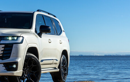 Toyota Land Cruiser 200, 2013 год, 4 950 000 рублей, 3 фотография