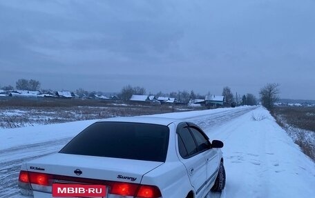 Nissan Sunny B15, 2000 год, 210 000 рублей, 3 фотография