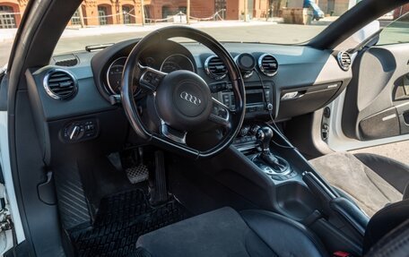 Audi TT, 2008 год, 1 700 000 рублей, 7 фотография