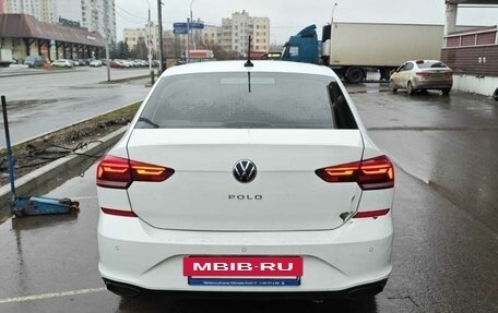 Volkswagen Polo VI (EU Market), 2021 год, 990 000 рублей, 4 фотография