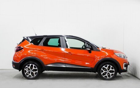 Renault Kaptur I рестайлинг, 2016 год, 1 362 000 рублей, 8 фотография