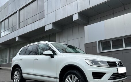 Volkswagen Touareg III, 2015 год, 3 400 000 рублей, 1 фотография