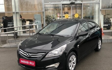 Hyundai Solaris II рестайлинг, 2014 год, 1 100 000 рублей, 1 фотография