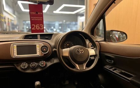 Toyota Vitz, 2012 год, 895 000 рублей, 12 фотография