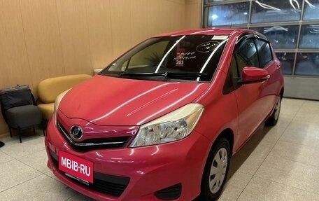 Toyota Vitz, 2012 год, 895 000 рублей, 3 фотография