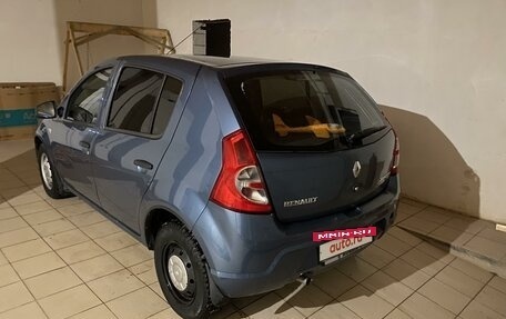 Renault Sandero I, 2012 год, 570 000 рублей, 2 фотография