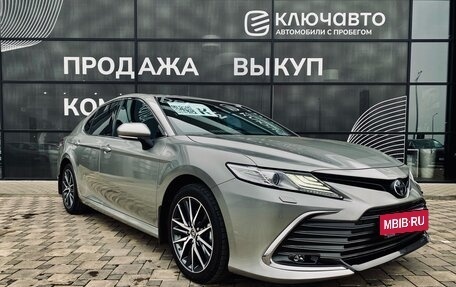 Toyota Camry, 2021 год, 3 980 000 рублей, 3 фотография