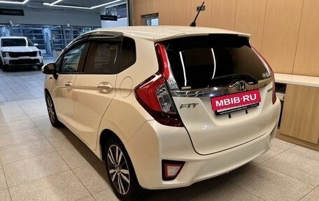 Honda Fit III, 2014 год, 1 027 000 рублей, 6 фотография