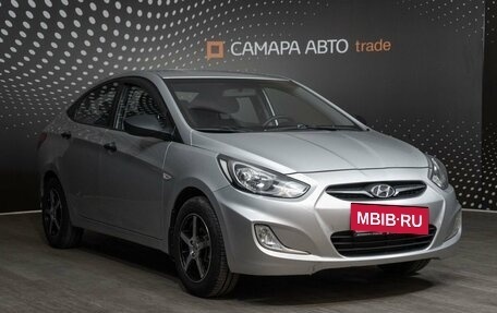 Hyundai Solaris II рестайлинг, 2012 год, 735 000 рублей, 3 фотография