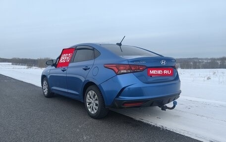 Hyundai Solaris II рестайлинг, 2021 год, 1 700 000 рублей, 10 фотография