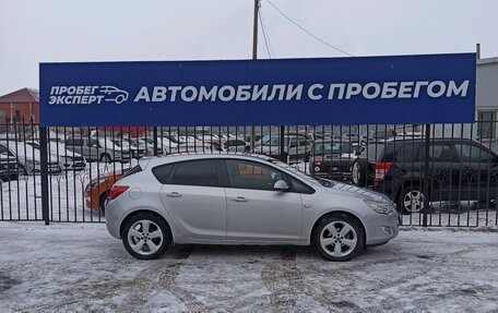 Opel Astra J, 2011 год, 791 000 рублей, 3 фотография